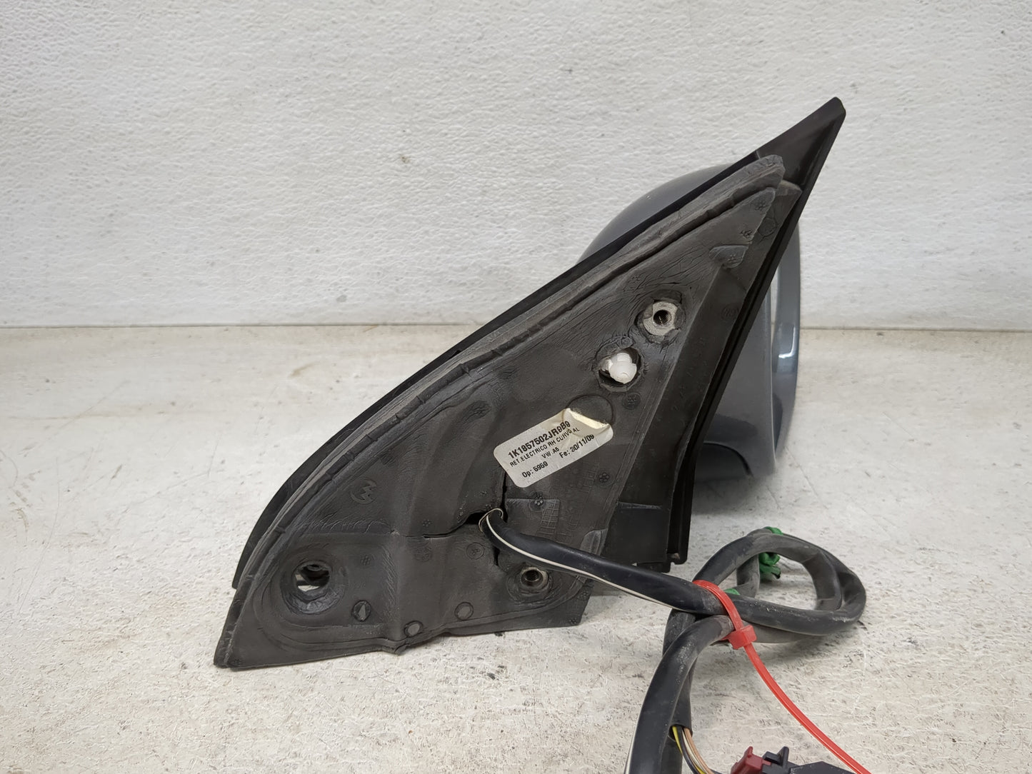 2010 Volkswagen Jetta Passenger Side View Mirror - Right Door Mirror OEM Used - Oemusedautoparts1.com