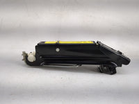2010 Volkswagen Jetta Spare Scissor Car Jack - Oemusedautoparts1.com
