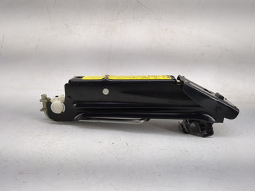 2010 Volkswagen Jetta Spare Scissor Car Jack - Oemusedautoparts1.com