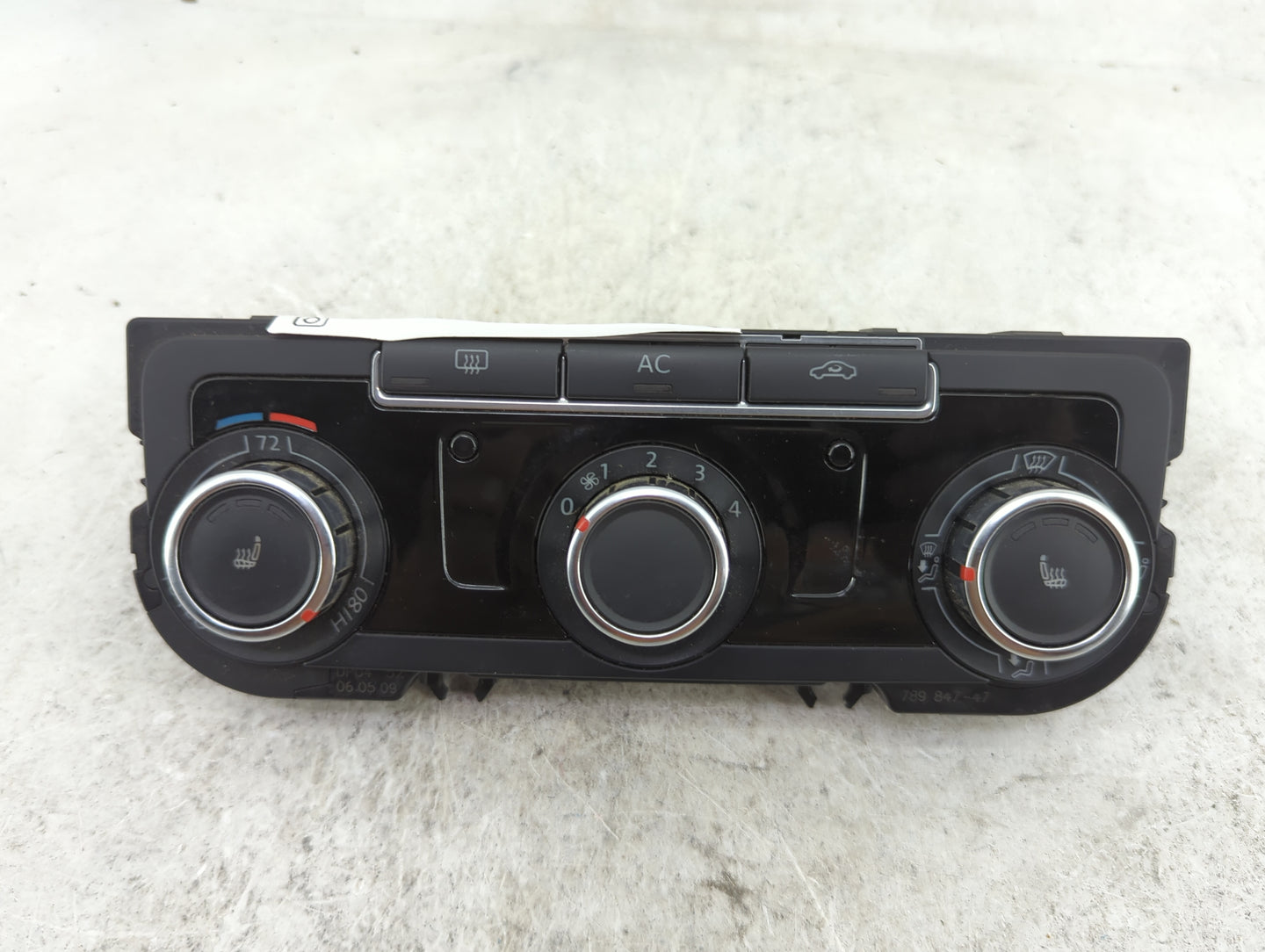 2010-2011 Volkswagen Jetta Climate Control Module Temperature AC/Heater Replacement P/N:3C8907336N 5HB00975117 Fits Fits 201
