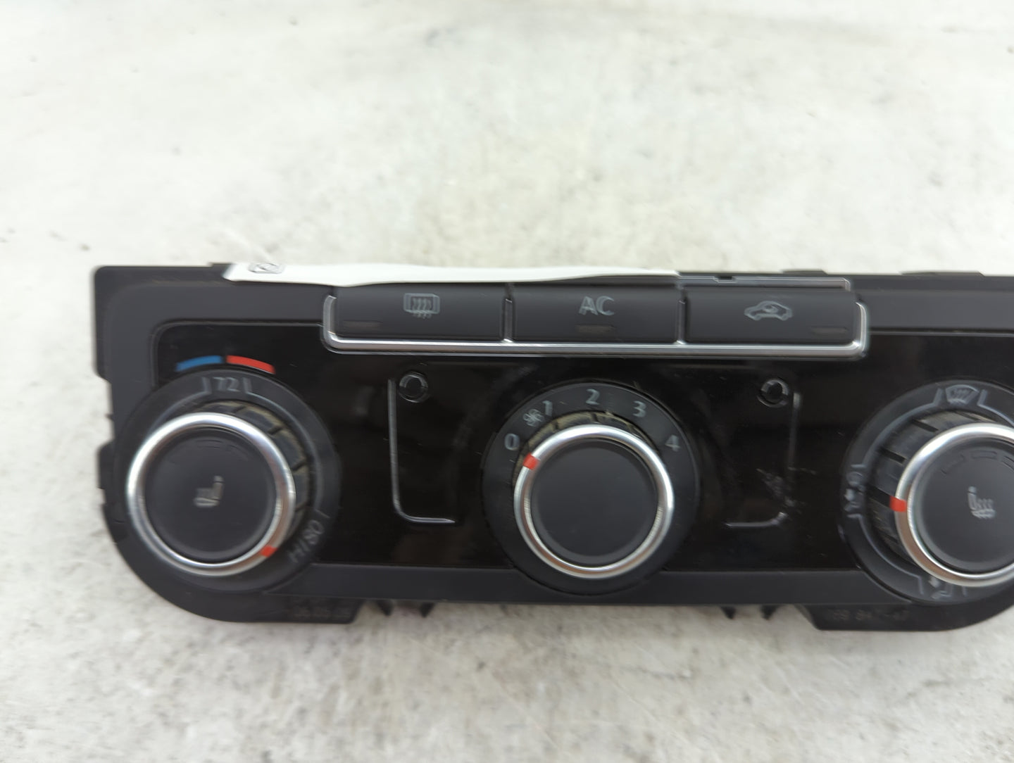 2010-2011 Volkswagen Jetta Climate Control Module Temperature AC/Heater Replacement P/N:3C8907336N 5HB00975117 Fits Fits 201