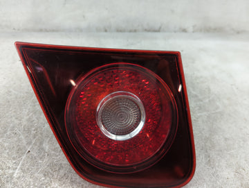 2005 Volkswagen Jetta Passenger Right Side Deck Lid Mounted Tail Light 1513268 - Oemusedautoparts1.com