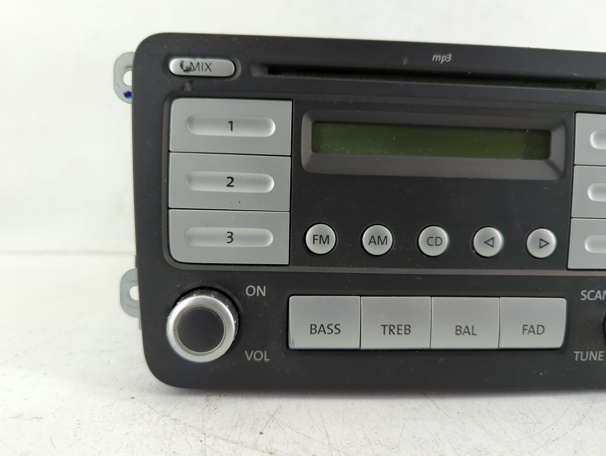 2010-2010 Volkswagen Jetta Am Fm Cd Player Radio Receiver 634286 - Oemusedautoparts1.com