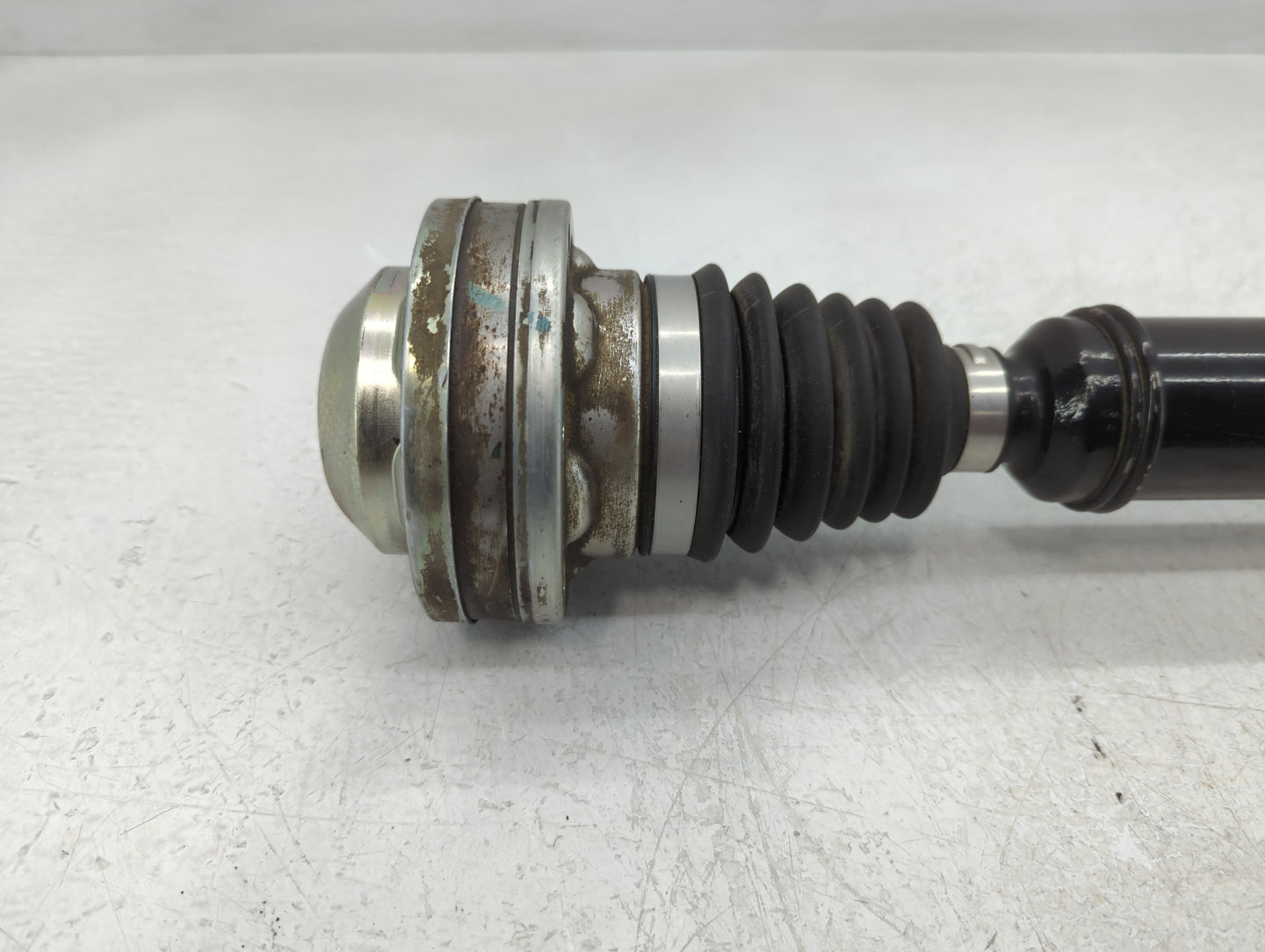 2006-2010 Volkswagen Jetta Axle Shaft Front Passenger Cv C/v - Oemusedautoparts1.com