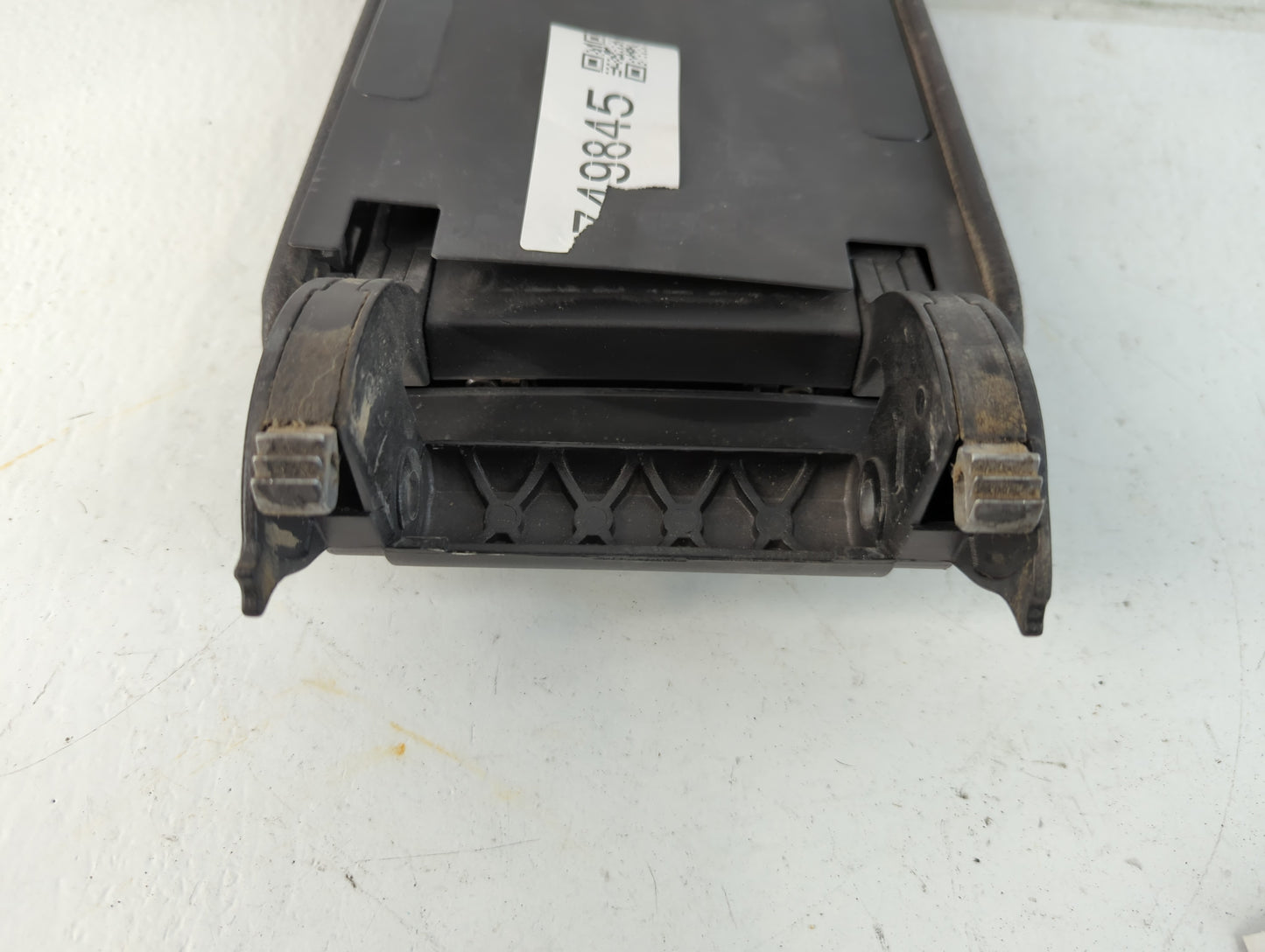 2010 Volkswagen Jetta Center Console Armrest Cover Lid Fits OEM Used Auto Parts - Oemusedautoparts1.com