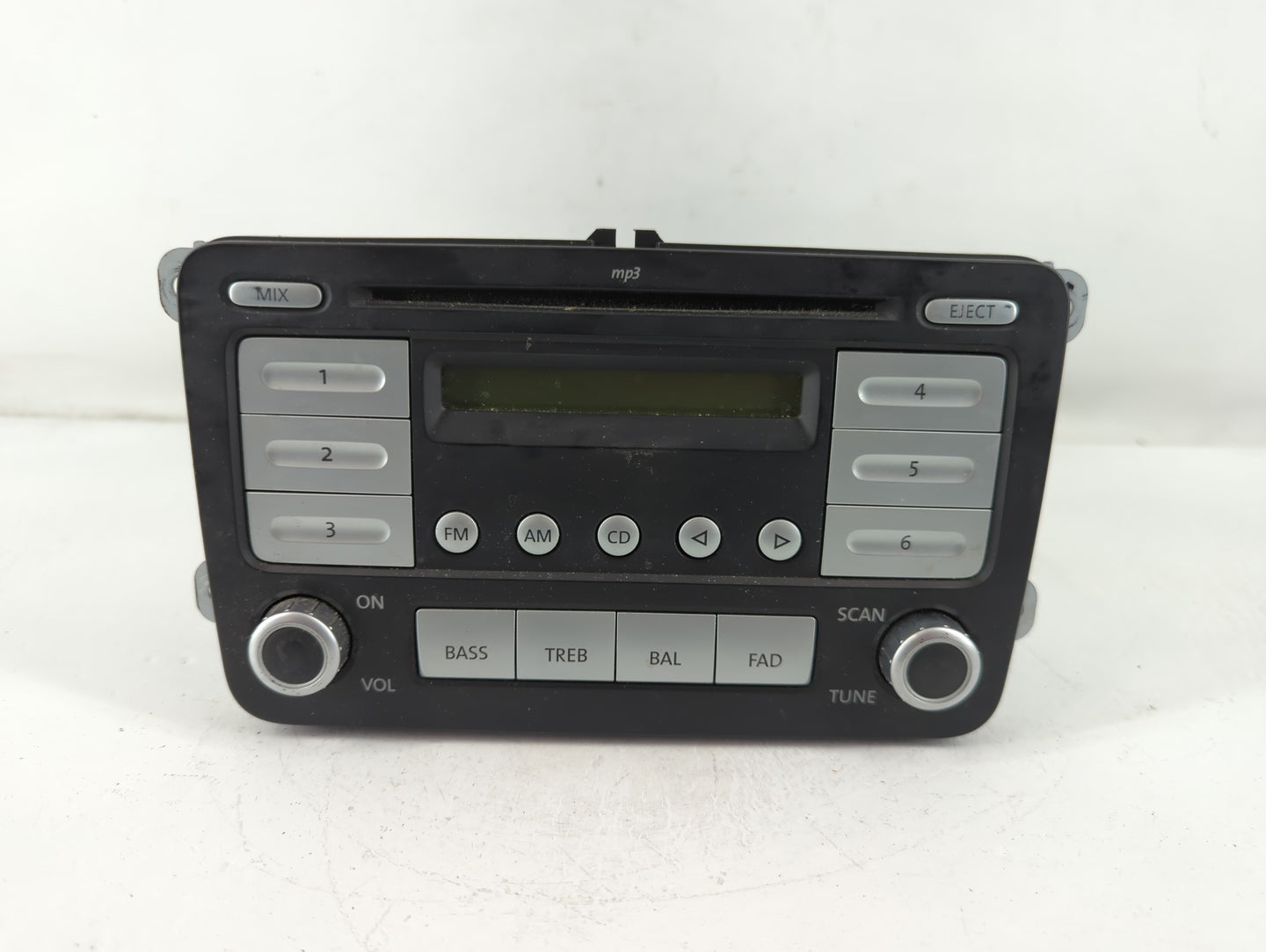 2010 Volkswagen Jetta Radio AM FM Cd Player Receiver Replacement P/N:28257182 Fits Fits 2011 OEM Used Auto Parts - Oemusedau