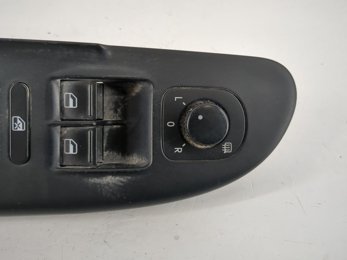 2006-2020 Volkswagen Passat Master Power Window Switch Replacement Driver Side Left P/N:1K4 959 857 B Fits OEM Used Auto Par