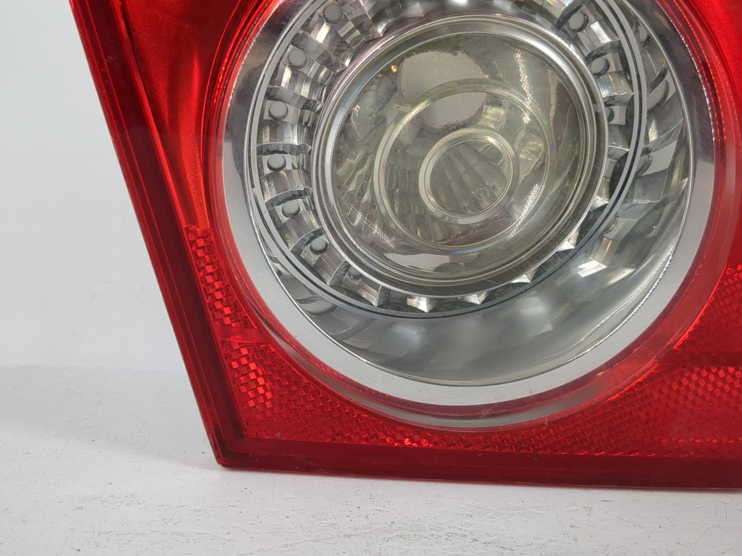 2008-2010 Volkswagen Passat Tail Light Assembly Driver Left OEM P/N:3C5 945 093 F Fits Fits 2008 2009 2010 OEM Used Auto Par