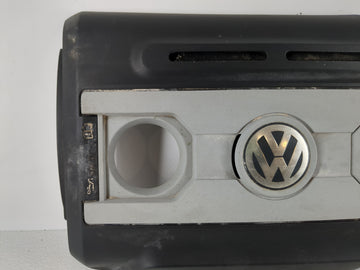 2010 Volkswagen Passat Engine Cover