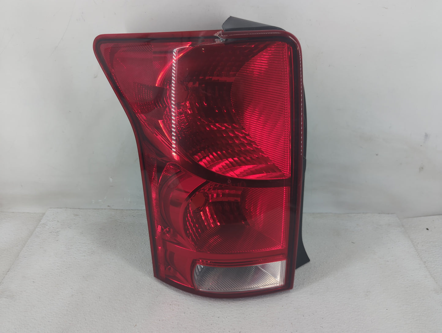 2010 Volkswagen Passat Tail Light Assembly Driver Left OEM P/N:ZSB 3C5 945 095J Fits OEM Used Auto Parts - Oemusedautoparts1