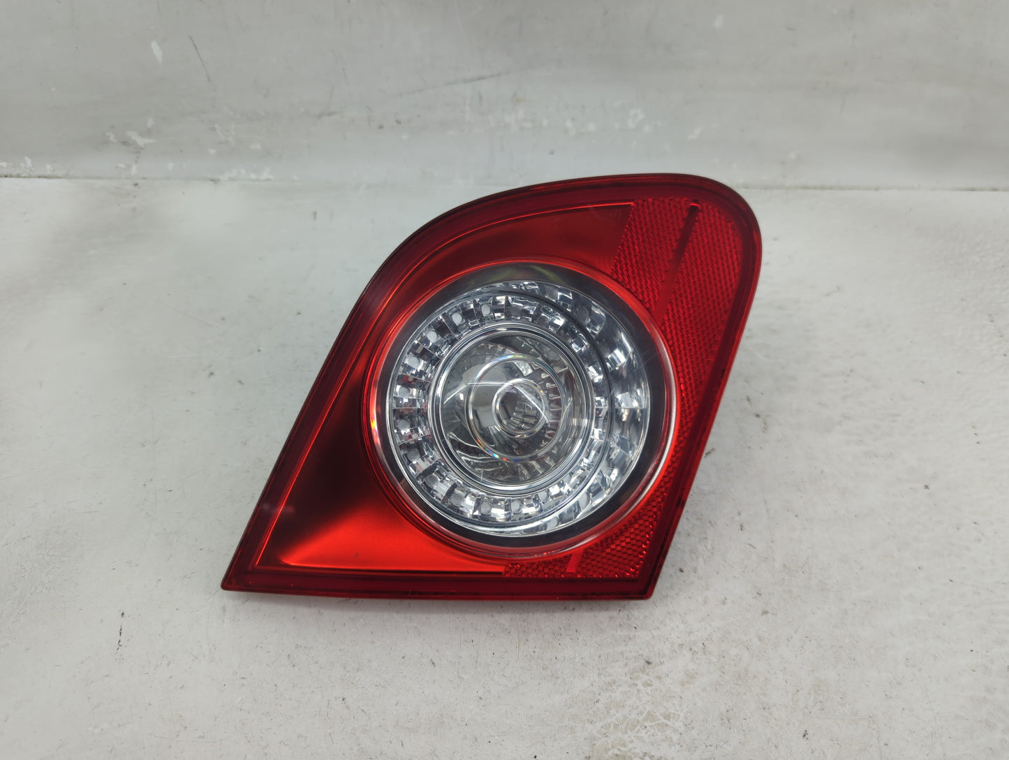 2008-2010 Volkswagen Passat Tail Light Assembly Driver Left OEM P/N:ZSB 3C5 945 093 Fits Fits 2008 2009 2010 OEM Used Auto P