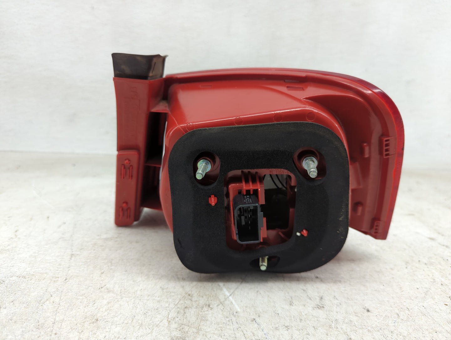 2008-2010 Volkswagen Passat Tail Light Assembly Driver Left OEM Fits Fits 2008 2009 2010 OEM Used Auto Parts - Oemusedautopa
