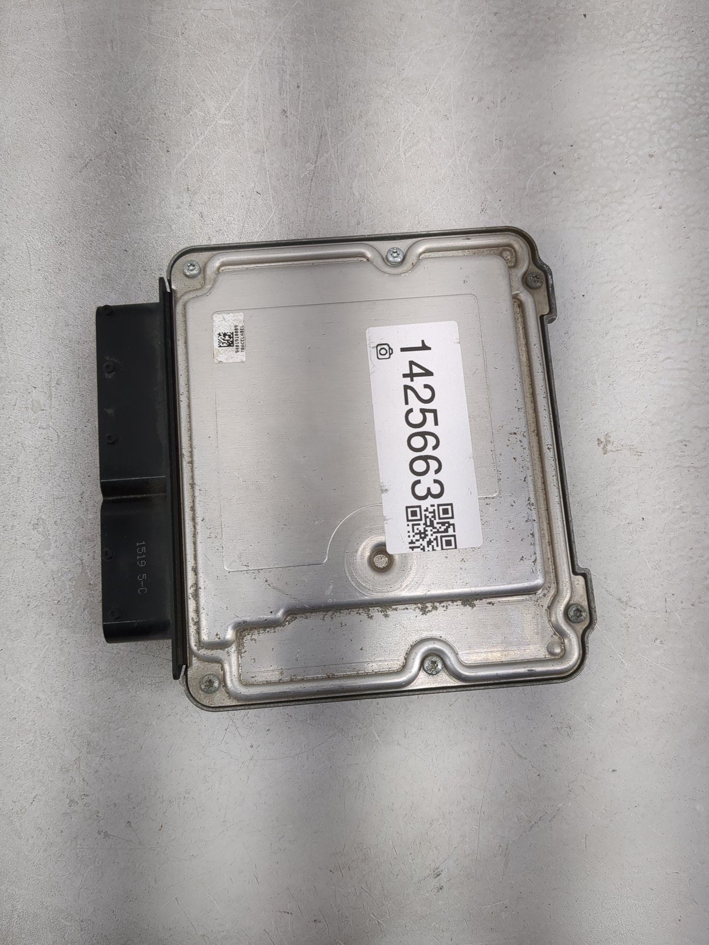 2010 Volkswagen Passat PCM Engine Control Computer ECU ECM PCU OEM P/N:0 261 S04 957 06J 906 026 DA Fits OEM Used Auto Parts
