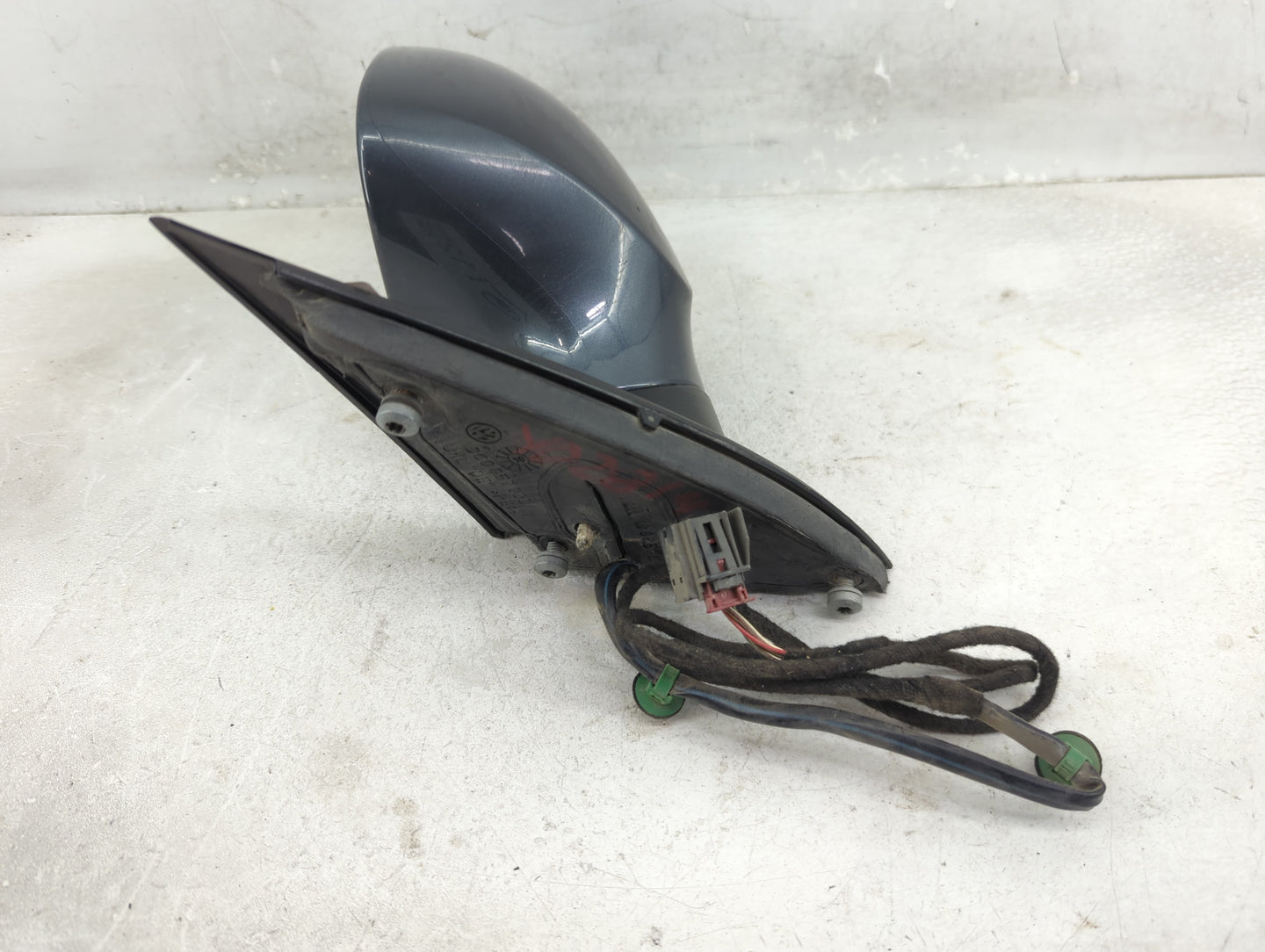 2006-2010 Volkswagen Passat Driver Side View Mirror - Left Door Mirror OEM Used - Oemusedautoparts1.com