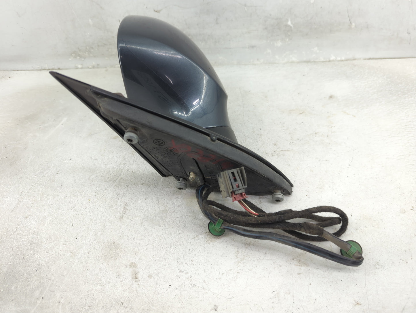 2006-2010 Volkswagen Passat Driver Side View Mirror - Left Door Mirror OEM Used - Oemusedautoparts1.com