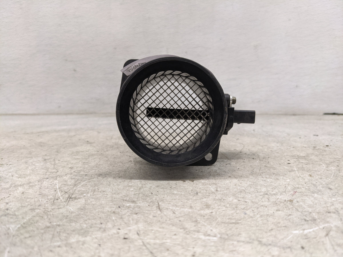 2008-2010 Volkswagen Passat Mass Air Flow Meter Maf Sensor - Oemusedautoparts1.com