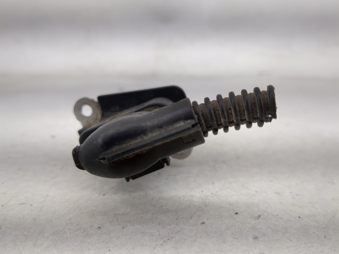 2008-2010 Volkswagen Passat Mass Air Flow Meter Maf 1485671 - Oemusedautoparts1.com