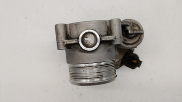 2006-2010 Volkswagen Passat Throttle Body P/N:E8-2103-0-09305-00485 06F 133 062 E Fits OEM Used Auto Parts