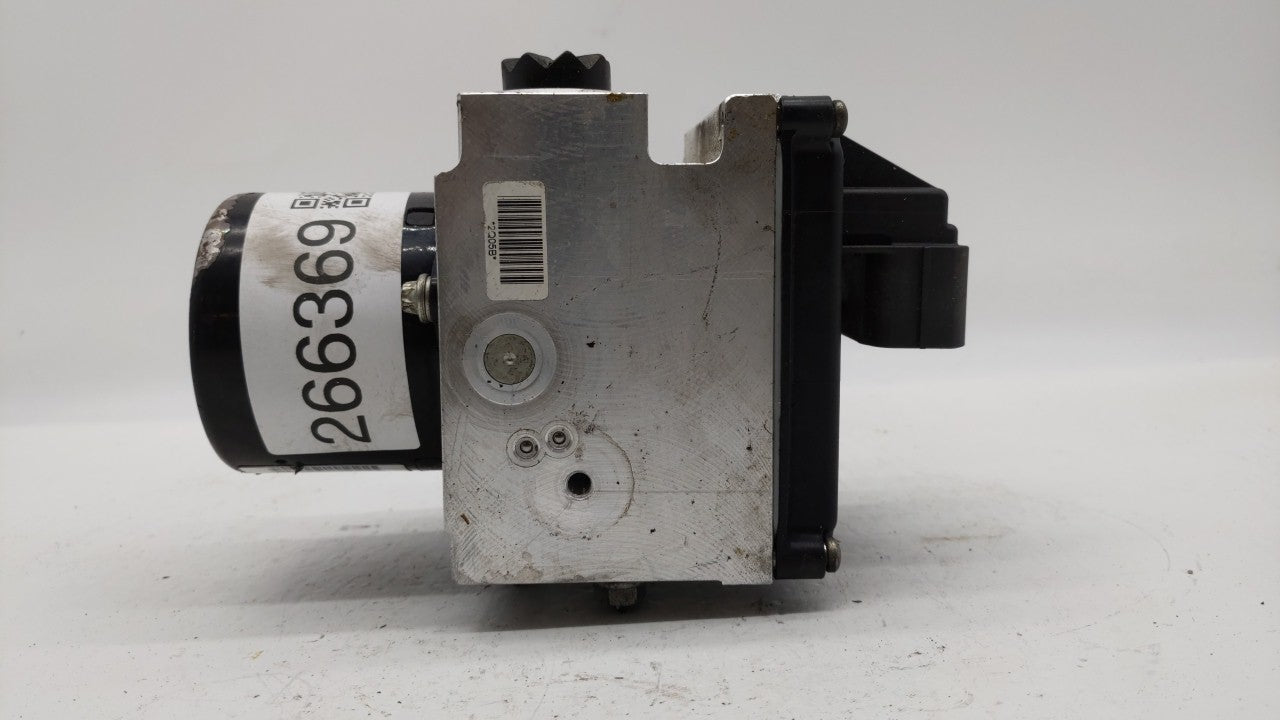 2009-2010 Volkswagen Passat ABS Pump Control Module Replacement P/N:3C0614109T 3C0.614.109.T, 3C0.614.109.P Fits Fits 2009 2