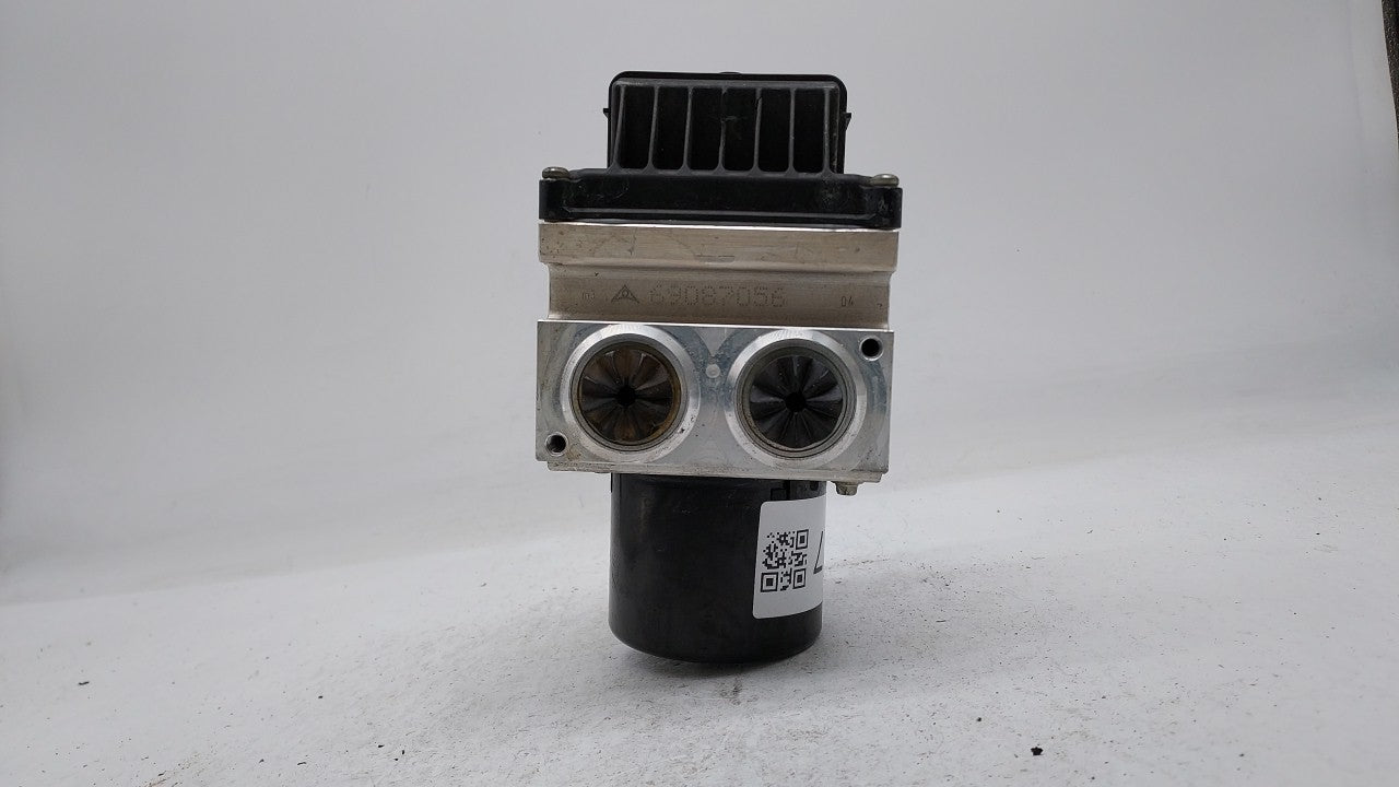 2009-2010 Volkswagen Passat ABS Pump Control Module Replacement P/N:3C0614109T 3C0.614.109.T, 3C0.614.109.P Fits Fits 2009 2