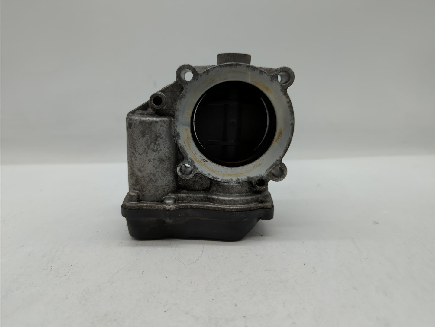 2006-2010 Volkswagen Passat Throttle Body P/N:06F 133 062 G 06F 133 062 Q Fits OEM Used Auto Parts - Oemusedautoparts1.com