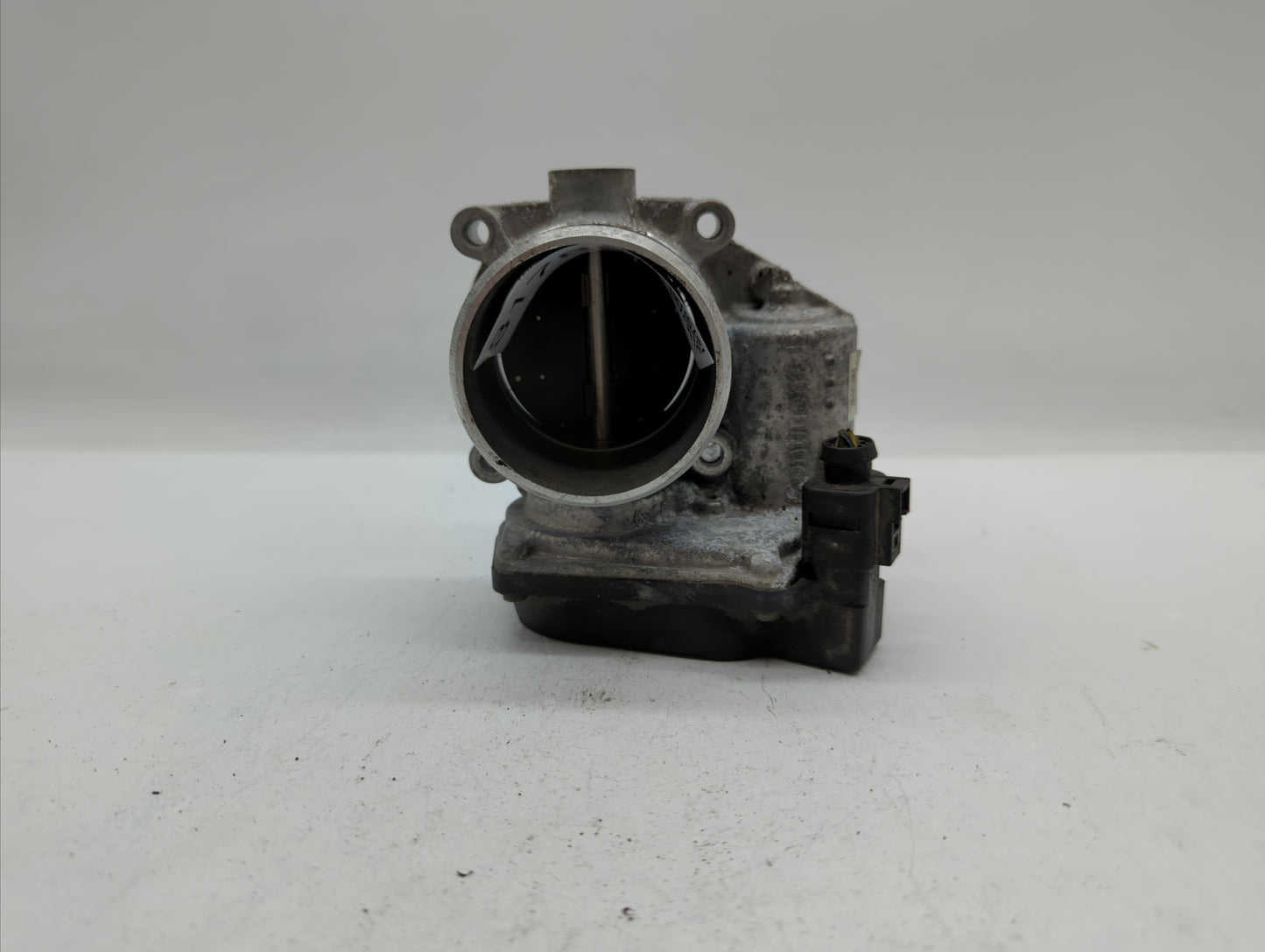 2006-2010 Volkswagen Passat Throttle Body P/N:06F 133 062 G 06F 133 062 Q Fits OEM Used Auto Parts - Oemusedautoparts1.com