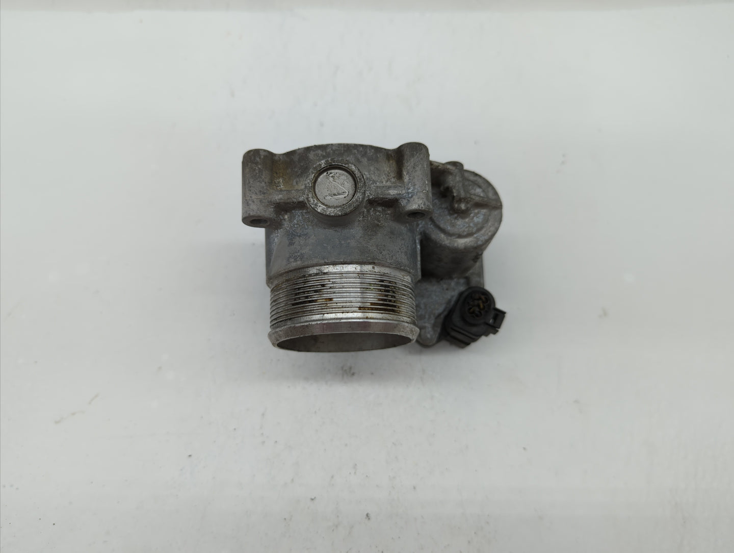 2006-2010 Volkswagen Passat Throttle Body P/N:06F 133 062 G 06F 133 062 Q Fits OEM Used Auto Parts - Oemusedautoparts1.com