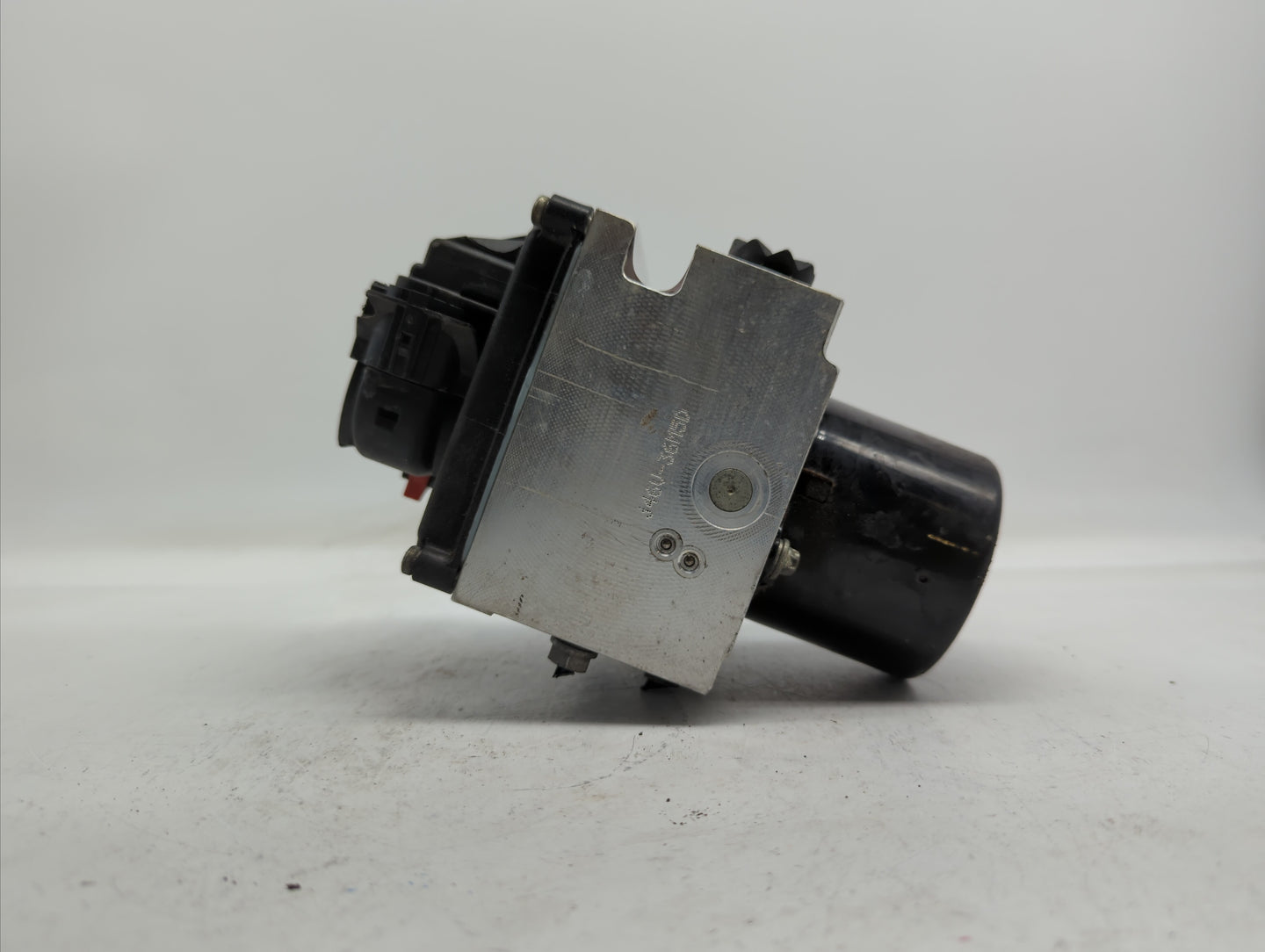 2009-2010 Volkswagen Passat ABS Pump Control Module Replacement P/N:3C0614109T 3C0.614.109.T, 3C0.614.109.P Fits Fits 2009 2