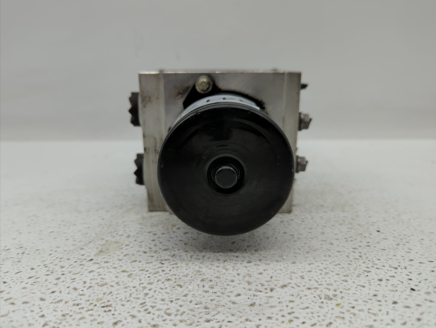 2009-2010 Volkswagen Passat ABS Pump Control Module Replacement P/N:3C0.614.109.T 3C0614109T, 3C0.614.109.P Fits Fits 2009 2
