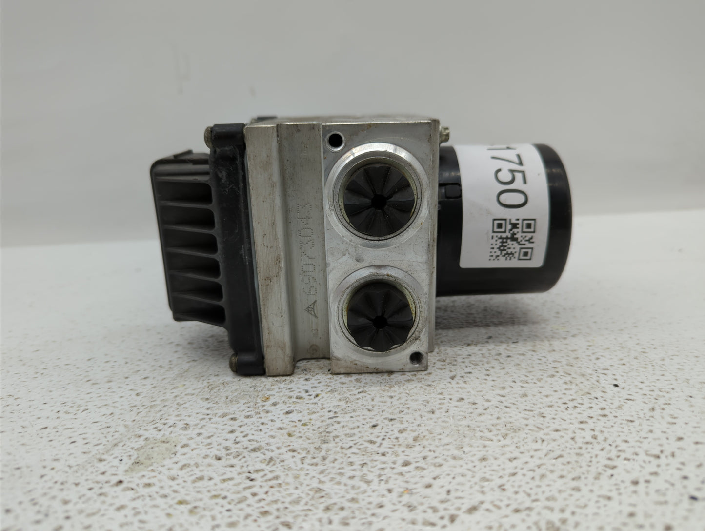 2009-2010 Volkswagen Passat ABS Pump Control Module Replacement P/N:3C0.614.109.T 3C0614109T, 3C0.614.109.P Fits Fits 2009 2