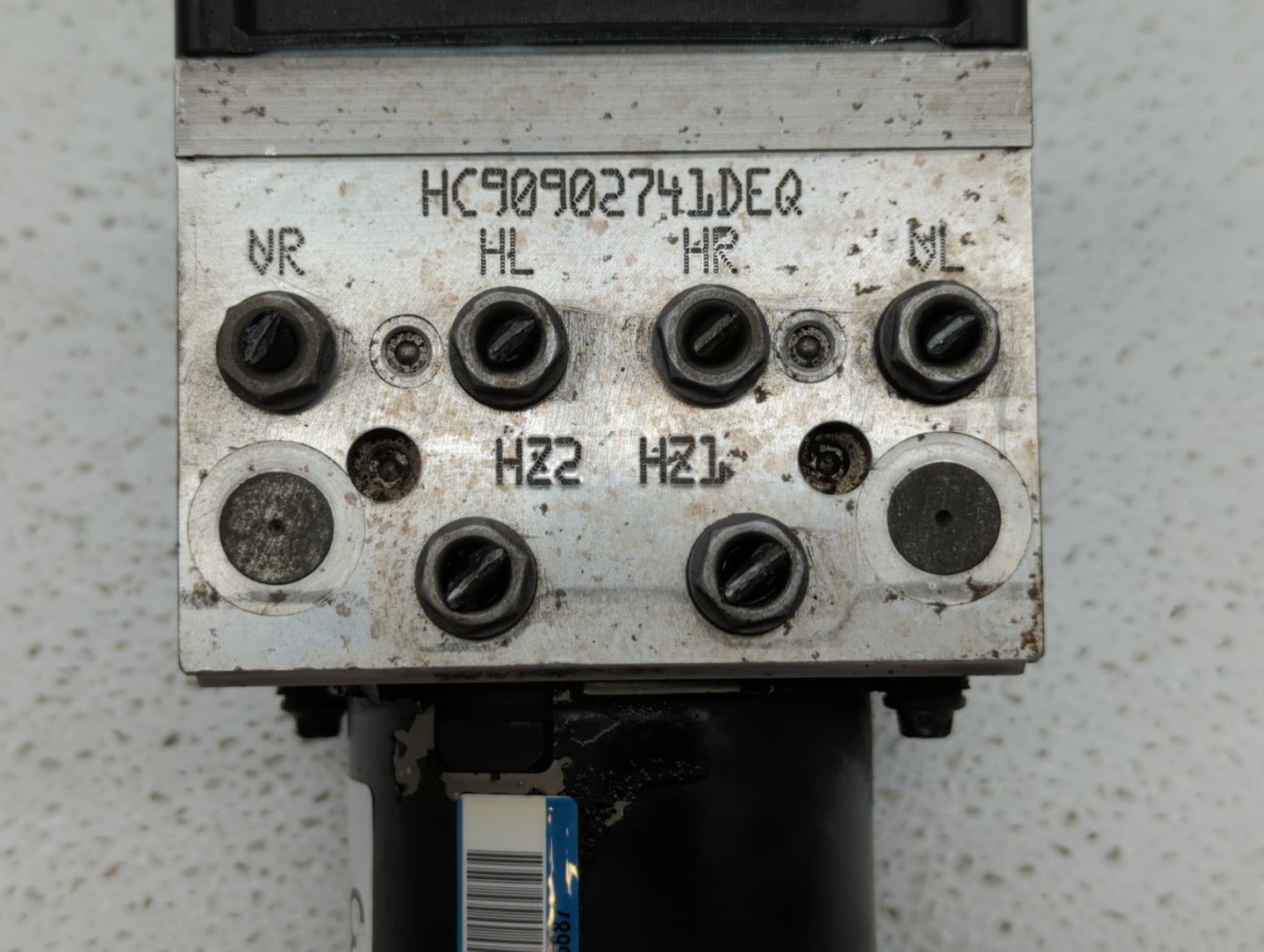 2009-2010 Volkswagen Passat ABS Pump Control Module Replacement P/N:3C0.614.109.T 3C0614109T, 3C0.614.109.P Fits Fits 2009 2
