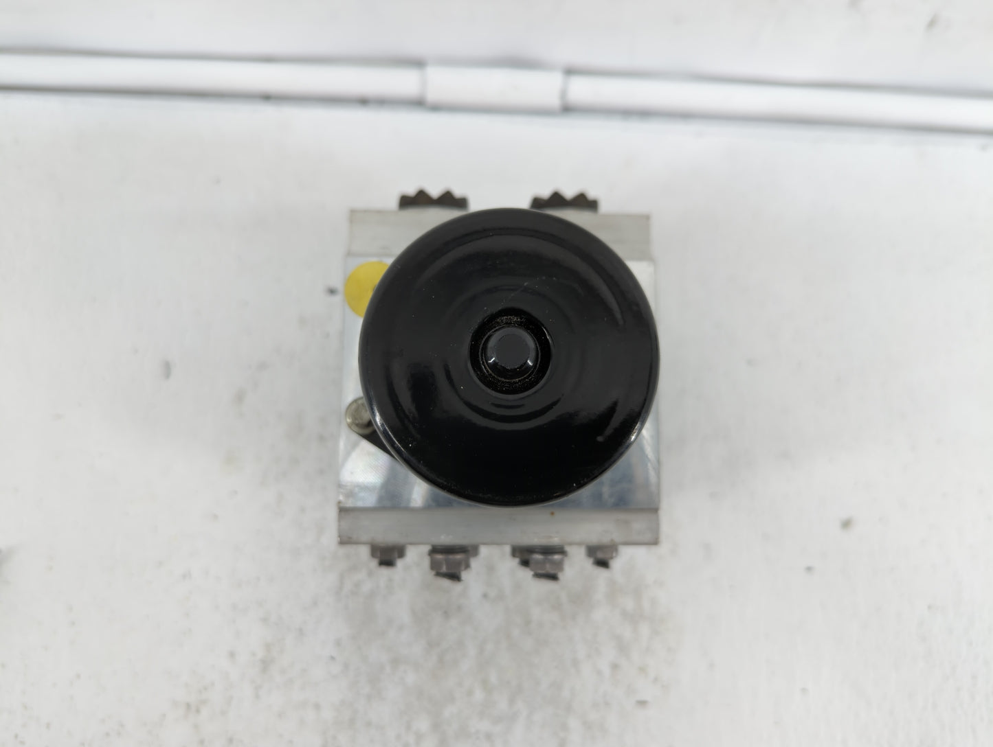 2009-2010 Volkswagen Passat ABS Pump Control Module Replacement P/N:3C0.614.109.T 3C0614109T, 3C0.614.109.P Fits Fits 2009 2
