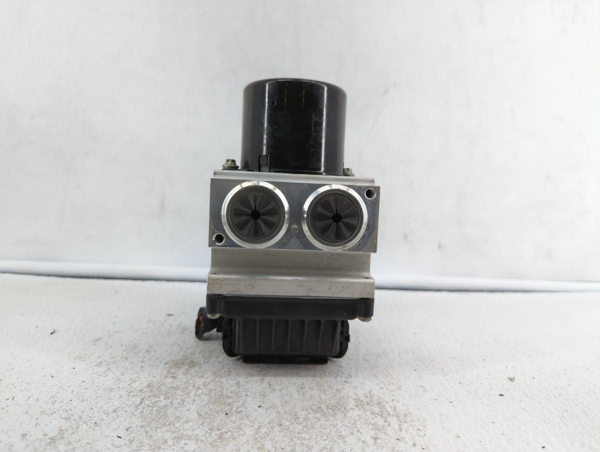 2009-2010 Volkswagen Passat Anti-Lock Brake ABS Pump Module Actuator OEM P/N:3C0.614.109.T 3C0614109T Fits Fits 2009 2010 OE