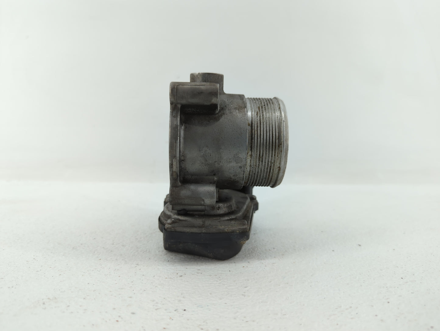 2006-2010 Volkswagen Passat Throttle Body P/N:06F 133 062 G 06F 133 062 Q Fits OEM Used Auto Parts - Oemusedautoparts1.com