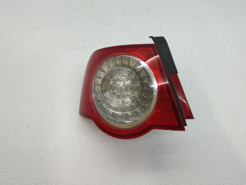 2008-2010 Volkswagen Passat Tail Light Assembly Passenger Right OEM P/N:ZSB 3C5 945 095J Fits Fits 2008 2009 2010 OEM Used A
