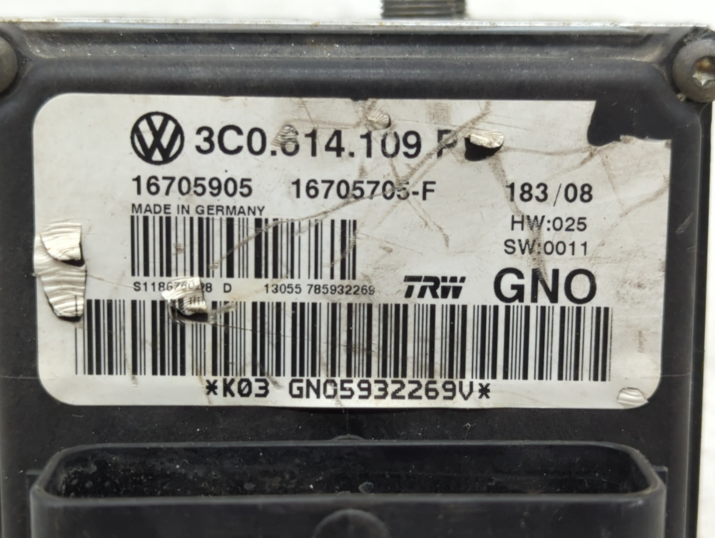 2009-2010 Volkswagen Passat ABS Pump Control Module Replacement P/N:3C0.614.109.T 3C0614109T, 3C0.614.109.P Fits Fits 2009 2