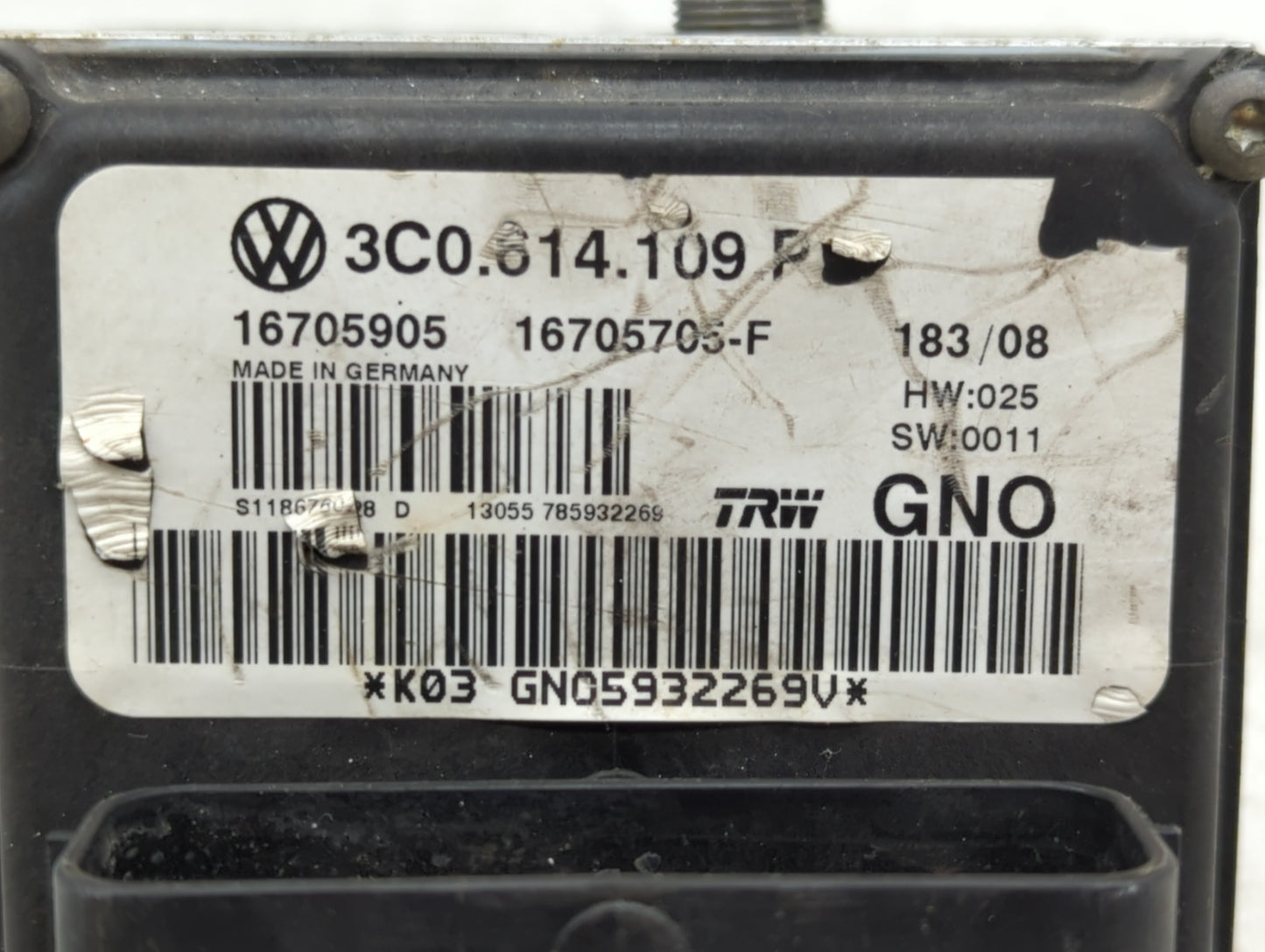 2009-2010 Volkswagen Passat ABS Pump Control Module Replacement P/N:3C0.614.109.T 3C0614109T, 3C0.614.109.P Fits Fits 2009 2