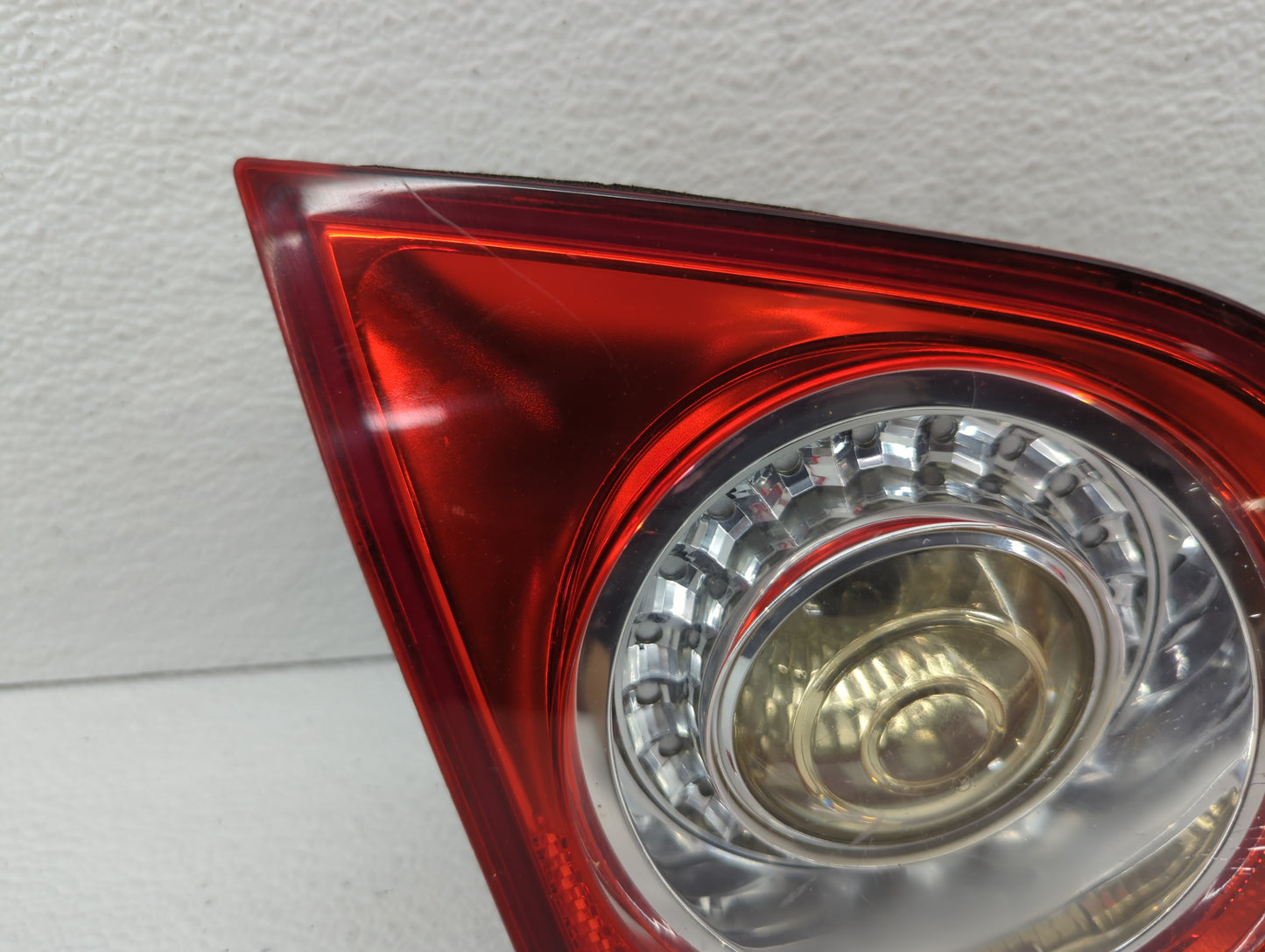 2006-2010 Volkswagen Passat Tail Light Assembly Driver Left OEM P/N:ZSB 3C5 945 093 F ZSB 3C5 945 093 D Fits OEM Used Auto P