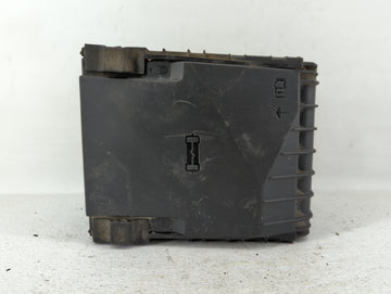 2008-2010 Volkswagen Passat Fusebox Fuse Box Panel Relay Module P/N:3C0 937 125 3C0 937 125 A Fits OEM Used Auto Parts - Oem