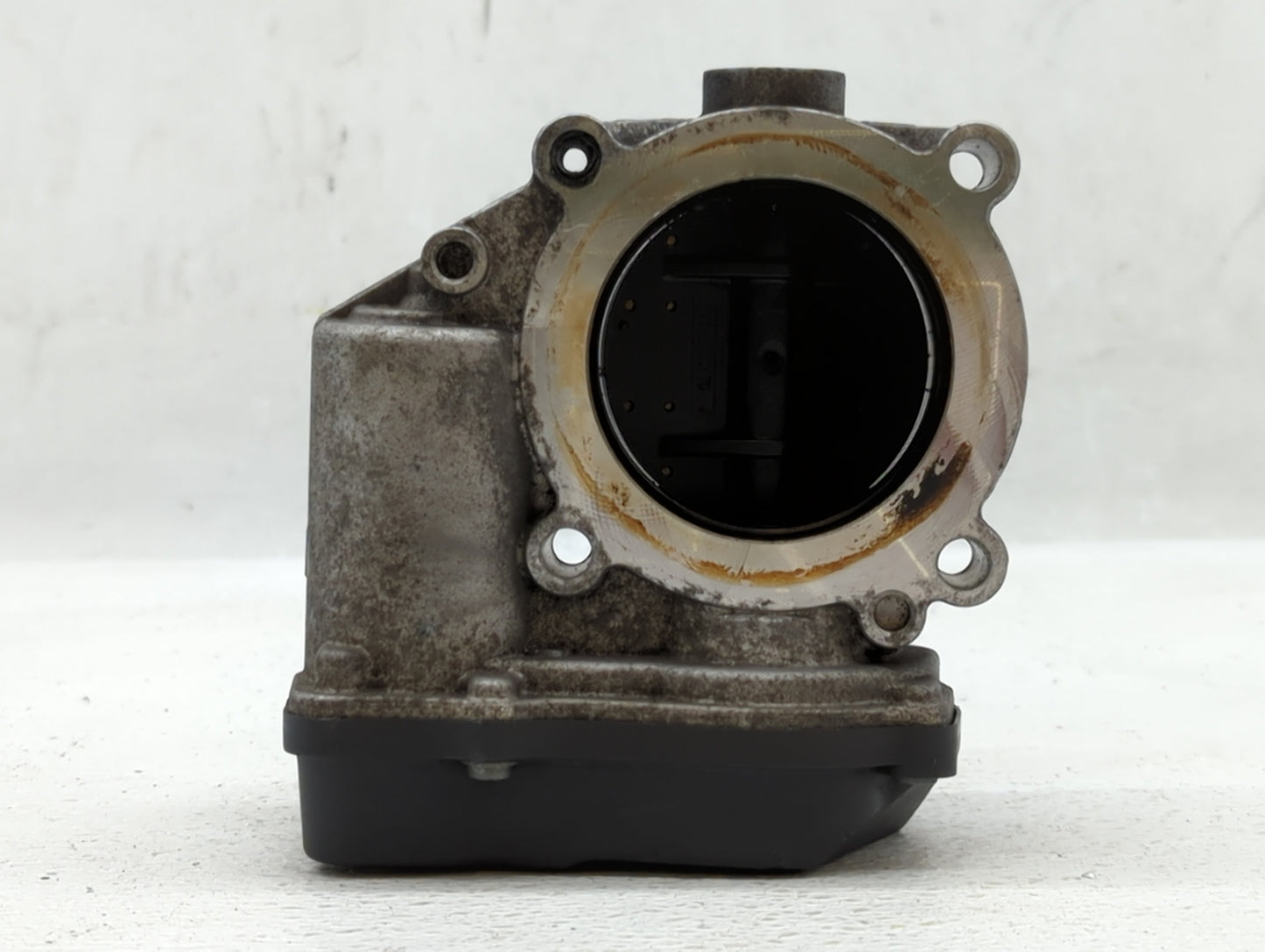 2006-2010 Volkswagen Passat Throttle Body P/N:06F 133 062 J Fits OEM Used Auto Parts - Oemusedautoparts1.com