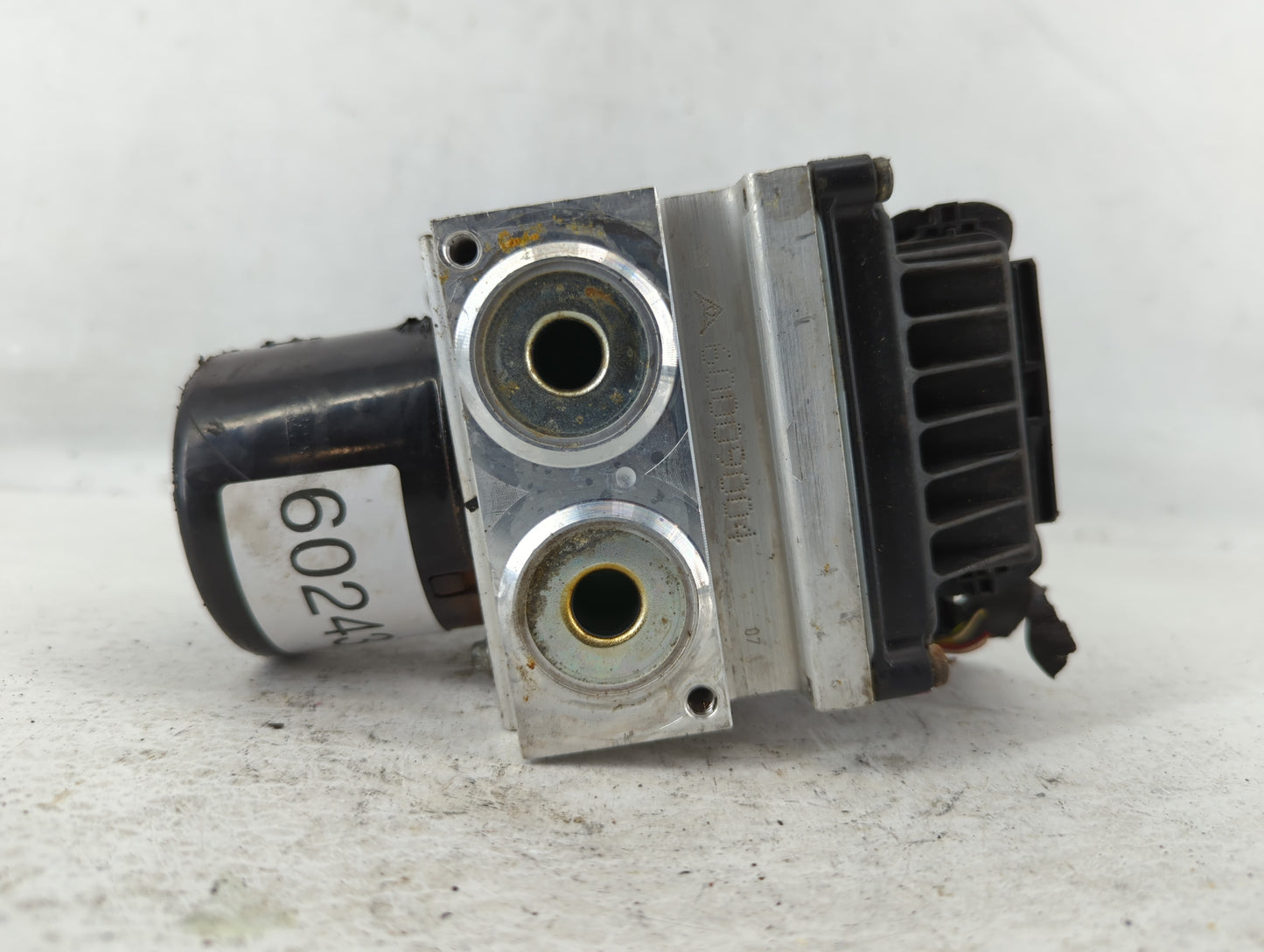 2009-2010 Volkswagen Passat ABS Pump Control Module Replacement P/N:3C0 614 109 AF Fits Fits 2009 2010 OEM Used Auto Parts -