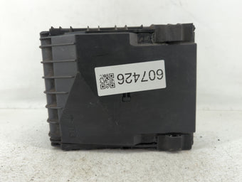 compare product 2008-2010 Volkswagen Passat Fusebox Fuse Box Panel Relay Module P/N:6359-2777 3C0 937 125 Fits OEM Used Auto Parts