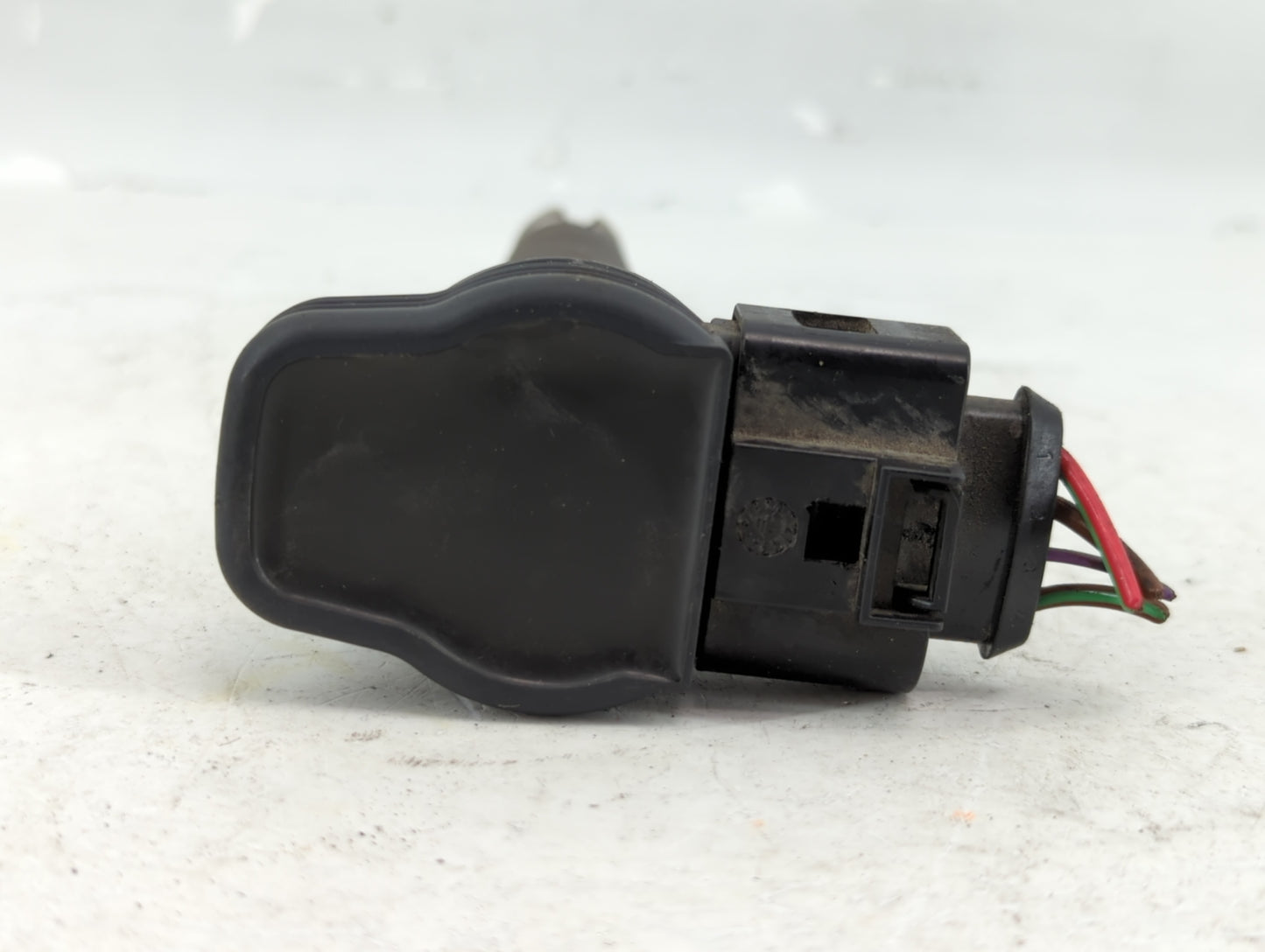 2008-2010 Volkswagen Passat Ignition Coil Igniter Pack - Oemusedautoparts1.com