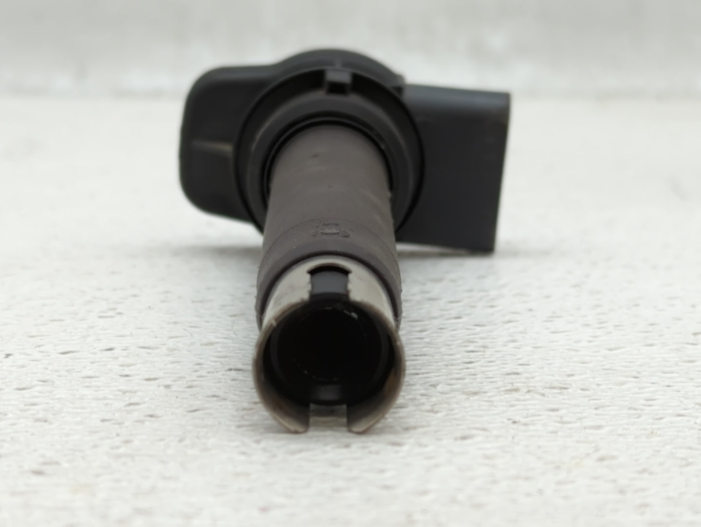 2008-2010 Volkswagen Passat Ignition Coil Igniter Pack - Oemusedautoparts1.com
