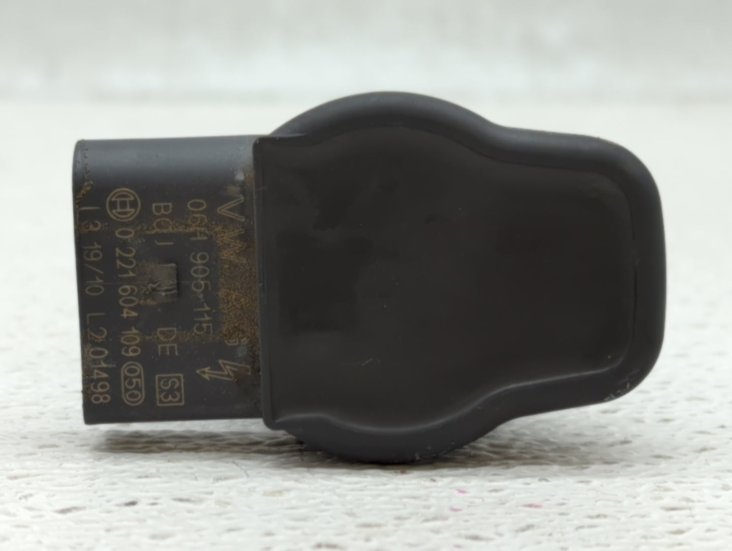 2008-2010 Volkswagen Passat Ignition Coil Igniter Pack - Oemusedautoparts1.com