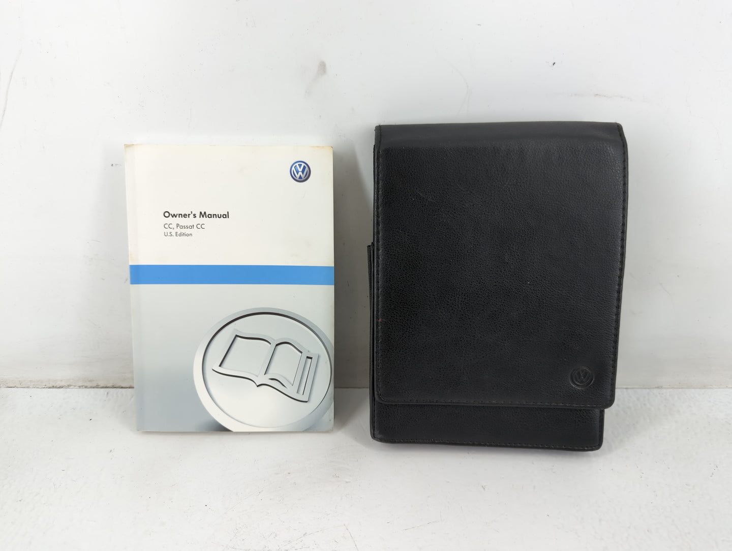 2010 Volkswagen Passat Owners Manual Book Guide OEM Used Auto Parts - Oemusedautoparts1.com