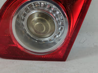 2008-2010 Volkswagen Passat Tail Light Assembly Passenger Right OEM P/N:3C5 945 094 E Fits Fits 2008 2009 2010 OEM Used Auto