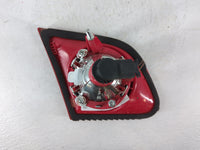 2008-2010 Volkswagen Passat Tail Light Assembly Passenger Right OEM P/N:3C5 945 094 E Fits Fits 2008 2009 2010 OEM Used Auto