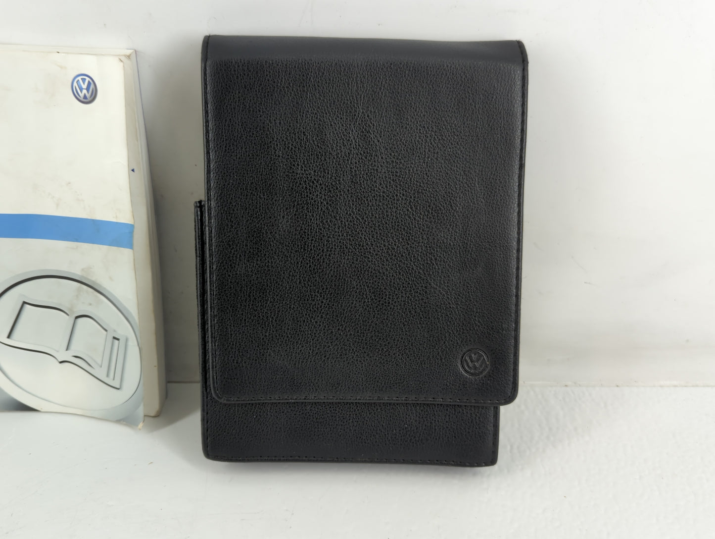 2010 Volkswagen Passat Cc Owners Manual Book Guide OEM Used Auto Parts - Oemusedautoparts1.com