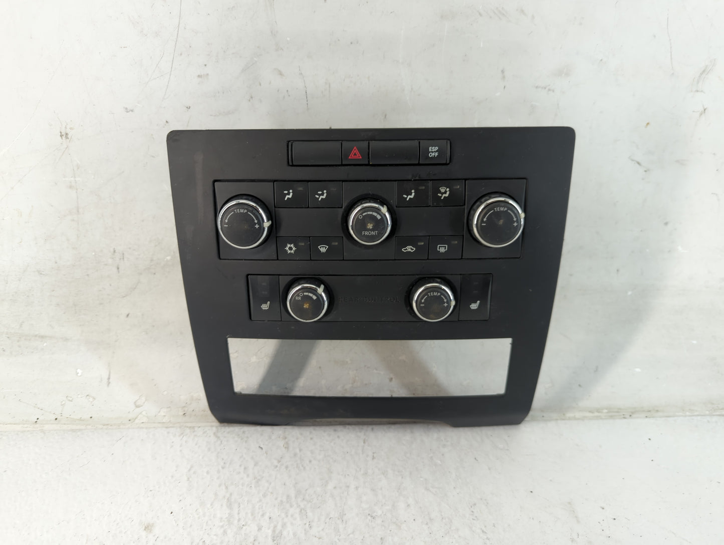 2009-2011 Volkswagen Routan Climate Control Module Temperature AC/Heater Replacement P/N:P55111869AE Fits Fits 2009 2010 201